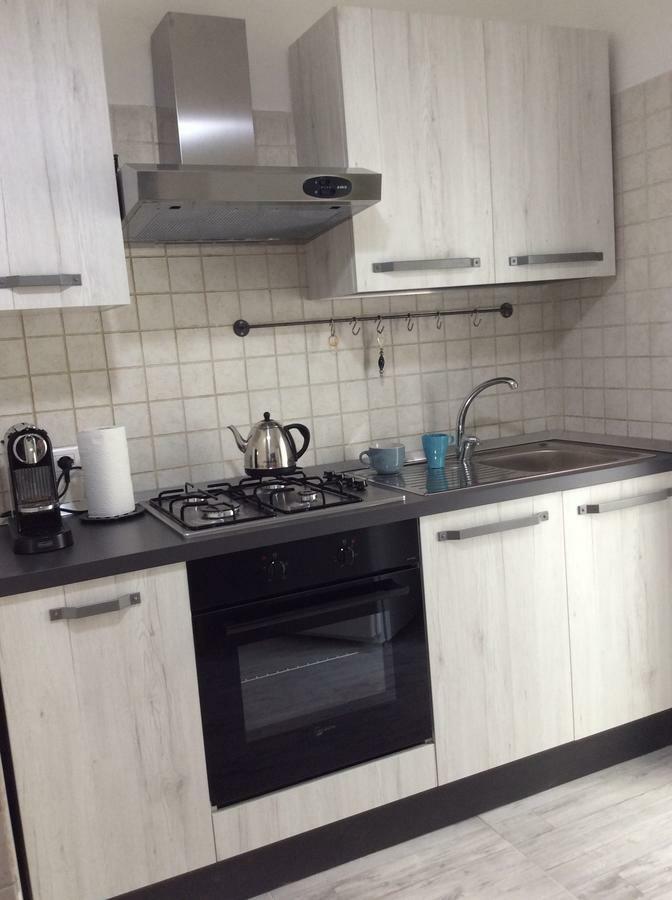Like Family House Bed & Breakfast Рим Екстериор снимка