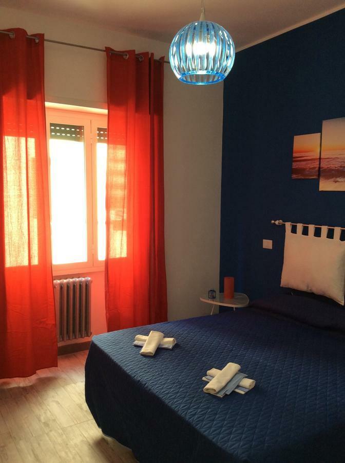 Like Family House Bed & Breakfast Рим Екстериор снимка