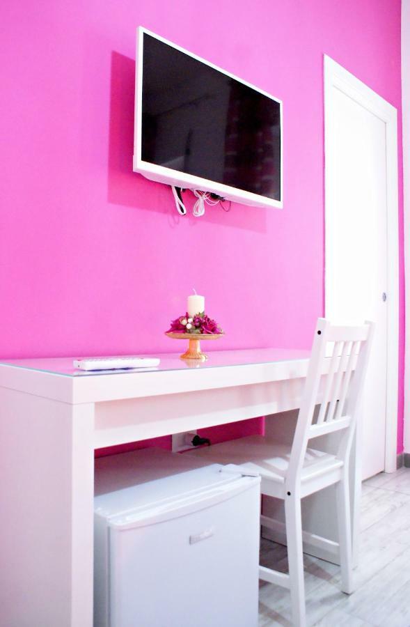 Like Family House Bed & Breakfast Рим Екстериор снимка